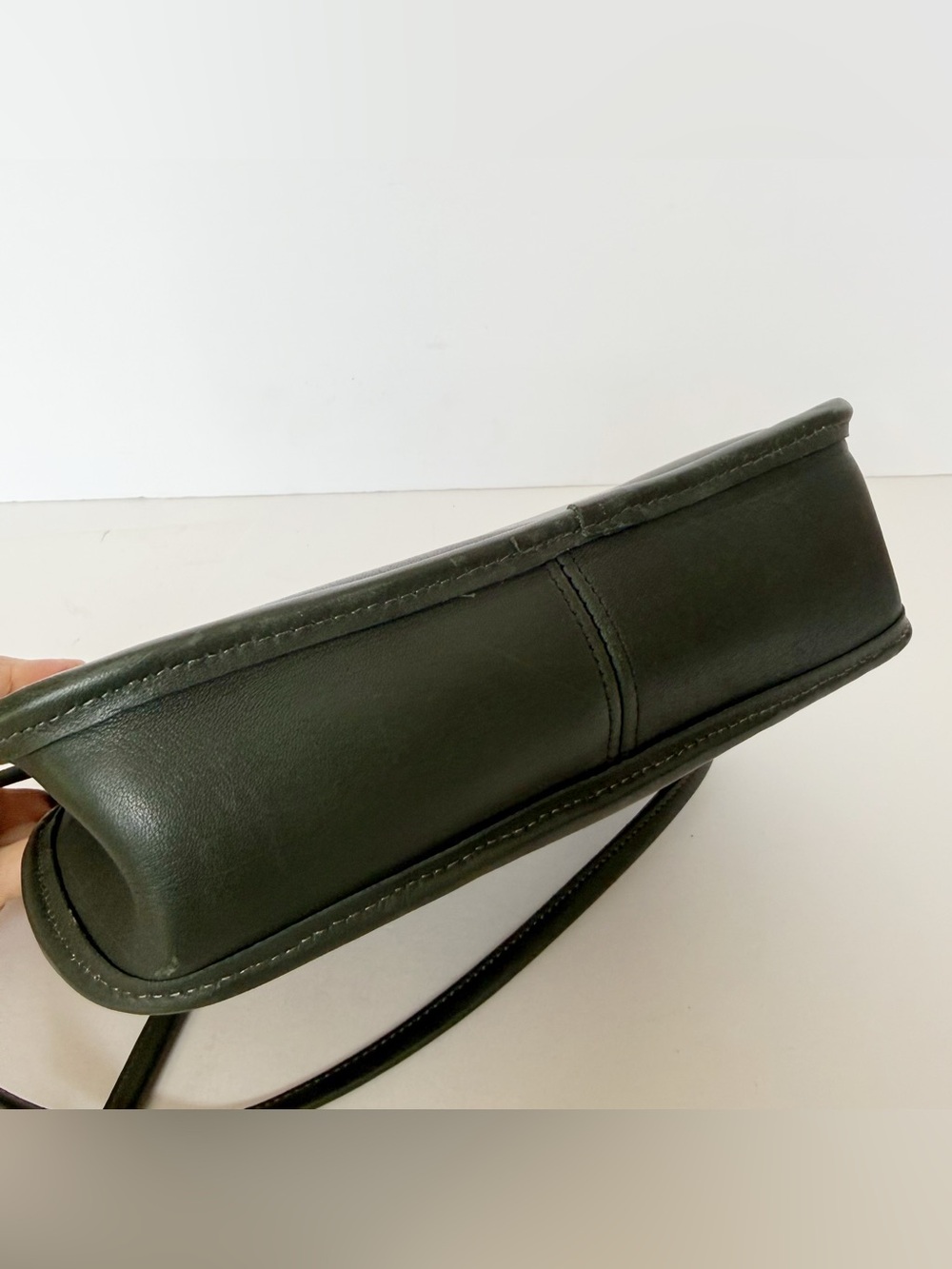 Vintage COACH Lindsay Green Leather Flap Crossbody Bag Purse 1992 AUTHENTICATED - Picture 10 of 16